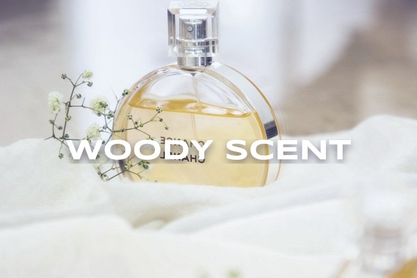woody scent